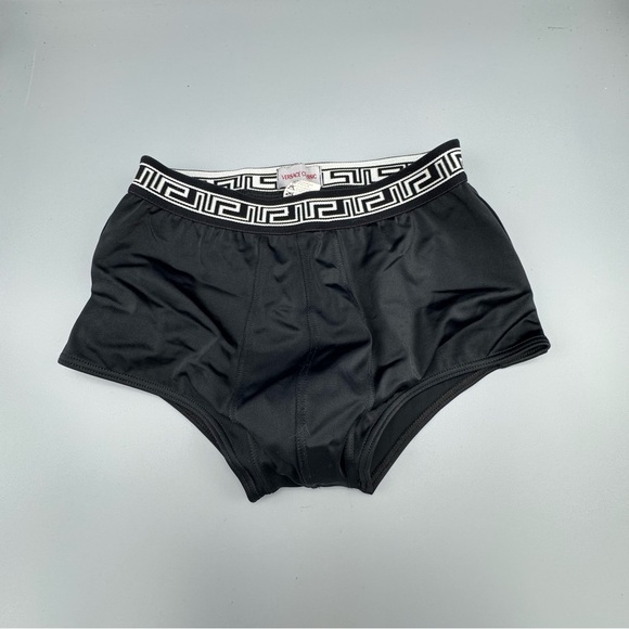 Men's Versace Classic Greek Key Black Boxer Swim Briefs Size S Worn Once - Picture 1 of 8